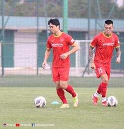 HLV Park Hang-seo chốt danh sách 24 cầu thủ đi Úc