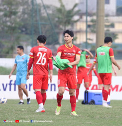 Tuyển Việt Nam lên đường sang Úc