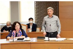 Quan điểm của Bộ GD-ĐT và Bộ Y tế: Học sinh đi học trở lại ngay sau Tết