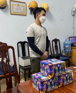 Công an huyện Krông Năng phát hiện đối tượng vận chuyển pháo trái phép