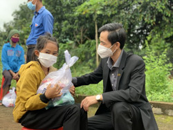 Công ty Cổ phần Dược - Vật tư Y tế Đắk Lắk: Góp phần cùng địa phương phòng chống dịch