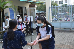 100% cơ sở giáo dục có nhân viên phụ trách công tác y tế trường học