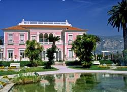 Khám phá lý do Biệt thự ven hồ chinh phục giới nhà giàu?