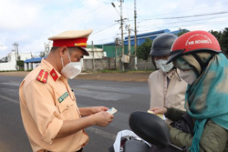 Không xử phạt hành vi “đi xe không chính chủ”