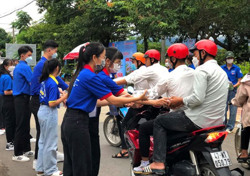 Huyện Lắk: Huy động gần 400 triệu đồng triển khai Chiến dịch thanh niên tình nguyện hè 2022