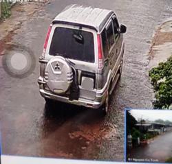 Nhóm đối tượng đi ôtô vào nhà Chủ tịch huyện cướp tài sản