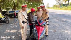 Phát hiện đối tượng điều khiển xe máy trộm cắp trên Quốc lộ 26