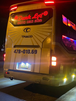 Đắk Lắk: Phát hiện xe khách vận chuyển động vật không rõ nguồn gốc