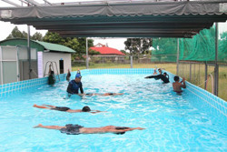 Huyện Ea Kar tổ chức dạy bơi cho trên 1.000 học sinh