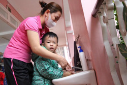 Chú trọng chăm sóc sức khỏe cho trẻ tại trường