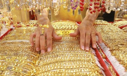 Giá vàng trong nước giảm nhẹ, giá vàng thế giới ổn định