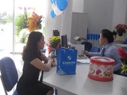 Thấy gì đằng sau việc nhiều ngân hàng tăng mạnh lãi suất tiền gửi?