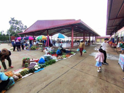 Vì sao tiểu thương chưa mặn mà với chợ mới Pơng Drang?