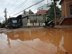 Đề nghị gia hạn thi công đường Hùng Vương, TP. Buôn Ma Thuột đến 30/12/2023