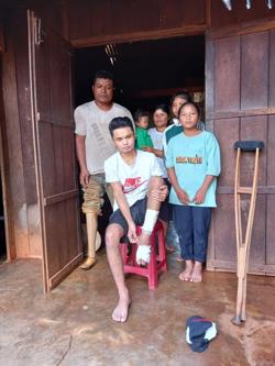 Một gia đình khó khăn cần được giúp đỡ