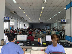 Vé đi lại dịp Tết Quý Mão 2023: Nhộn nhịp đường sắt, hàng không ế ẩm