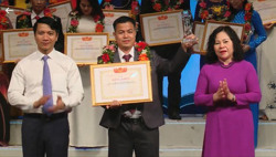 Đắk Lắk có 1 giáo viên được tuyên dương tại Chương trình "Chia sẻ cùng thầy cô" năm 2022