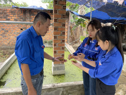 Chàng trai trẻ khởi nghiệp trên vùng đất khó