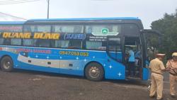 Chở hơn 20 hành khách, tài xế có nồng độ cồn rất cao