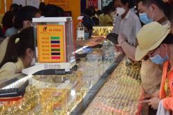 Giá vàng hôm nay 23-11: Tăng - giảm đột ngột dù USD giảm giá