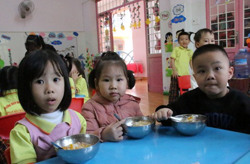 TP. Buôn Ma Thuột: Chủ động bảo đảm vệ sinh an toàn thực phẩm tại trường học