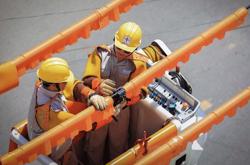 EVN triển khai nhiều giải pháp tiết kiệm chi phí