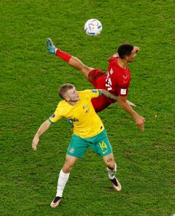 Pháp thua, Úc thắng, 2 đội đi tiếp