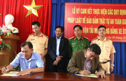 Doanh nghiệp vận tải ký cam kết chở đúng trọng tải