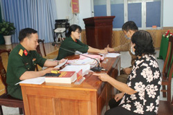 Chi trả hơn 4,4 tỷ đồng cho các đối tượng chính sách