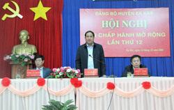 Triển khai đồng bộ các giải pháp, xây dựng huyện Ea Kar trở thành thị xã trước năm 2025