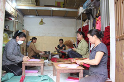 Tăng tốc sản xuất hàng Tết