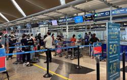 Khách bay quốc tế chỉ bằng 27% trước dịch
