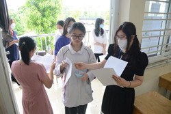 Tuyển sinh 2023: Trường đại học giảm chỉ tiêu xét tuyển qua điểm thi tốt nghiệp THPT