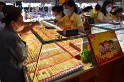 Giá vàng hôm nay 26-12: Vàng SJC lại tăng