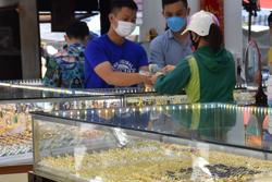 Giá vàng hôm nay 3-12: Rơi thẳng đứng rồi bất ngờ lao lên