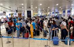 Nhiều đường bay sắp cạn vé Tết