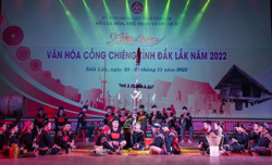 Liên hoan Văn hóa cồng chiêng tỉnh Đắk Lắk: Niềm vui và nỗi trăn trở...