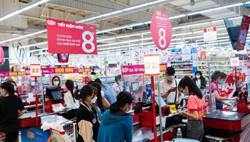 Hàng chục ngàn sản phẩm giảm thuế VAT, giúp mua sắm tiết kiệm hơn