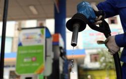 Cần chủ động nguồn cung xăng dầu