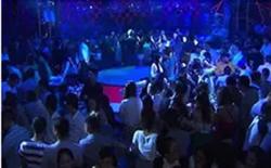 Địa phương căn cứ cấp độ dịch để mở lại dịch vụ karaoke, vũ trường