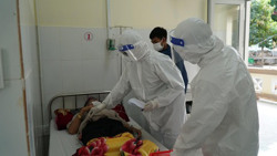 Thành lập Khu điều trị COVID-19 tại các Bệnh viện, Trung tâm y tế tuyến huyện