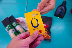 Giao dịch trực tuyến bùng nổ - cơ hội cho ngân hàng số