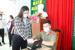 Huy động sự vào cuộc của hệ thống chính trị thực hiện Đề án phát triển ứng dụng dữ liệu dân cư, định danh và xác thực điện tử