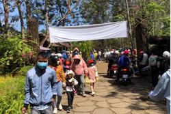 Bất ngờ ở Đắk Lắk, TP Buôn Ma Thuột đông kín người, xe