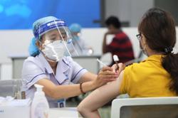 Tiêm 1,5 triệu liều vacxin phòng Covid-19 trong 6 ngày Tết