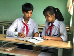 Nghị lực vươn lên của ba anh em mồ côi cha