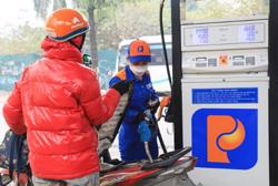 Bộ Tài chính tăng mức giảm thuế bảo vệ môi trường để "hạ nhiệt" giá xăng dầu