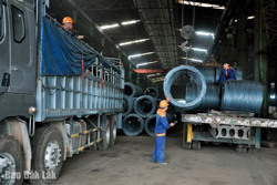 Xin đừng “té nước theo mưa”!