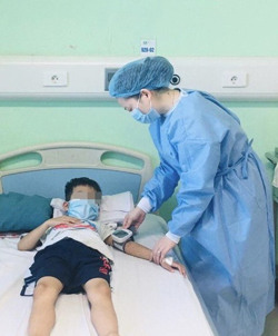 Suy thận do uống thuốc không rõ nguồn gốc