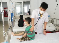 Không nên chữa bệnh Thalassemia cho trẻ bằng các bài thuốc không rõ nguồn gốc
